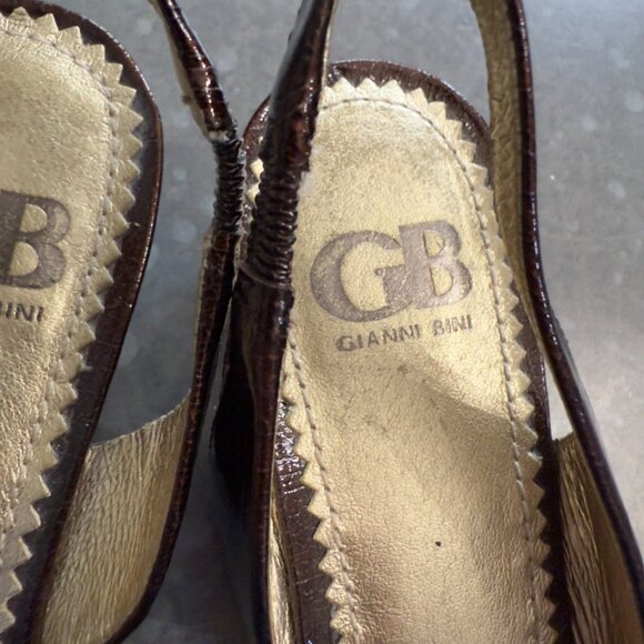 Gianni Bini Brown Crackled Leather Peep Toe Slingback Wedges – Size 9M - Picture 6 of 12